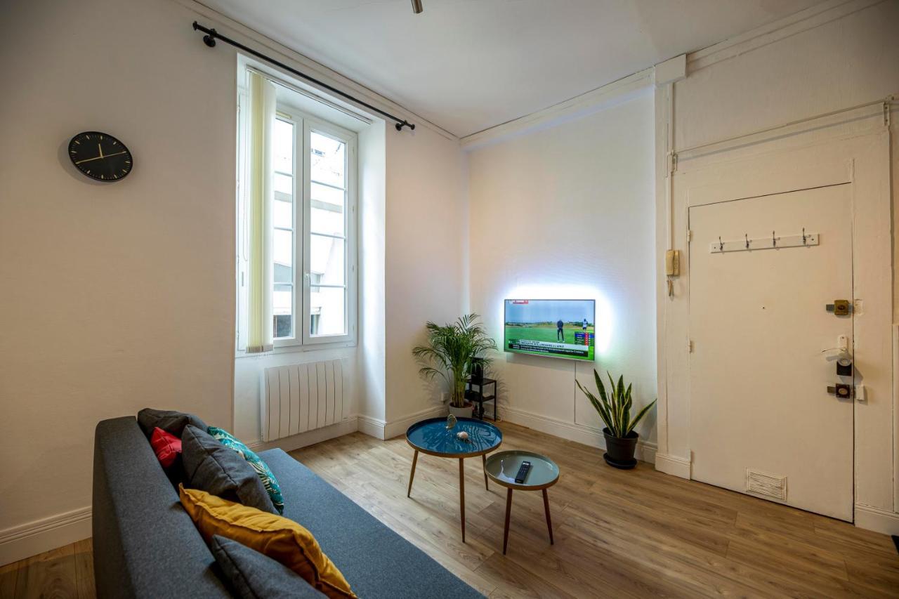 Coeur De Ville, Magnifique Appartement + Parking Pau Dış mekan fotoğraf