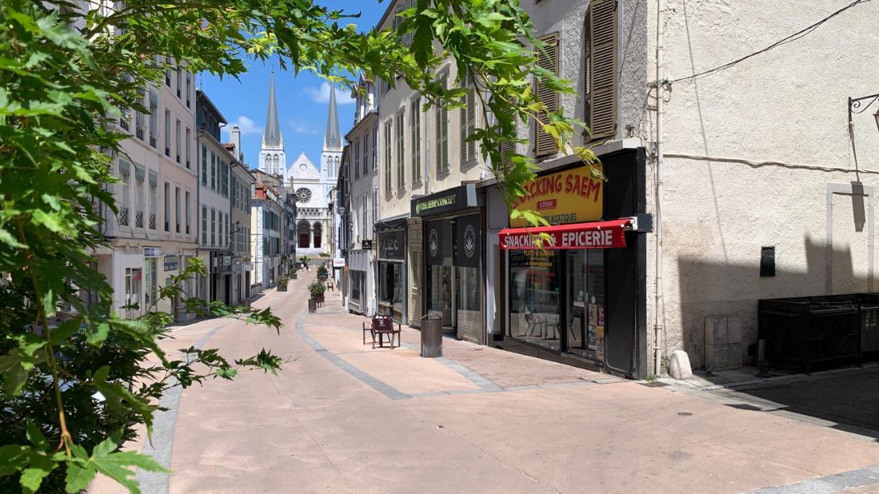Coeur De Ville, Magnifique Appartement + Parking Pau Dış mekan fotoğraf